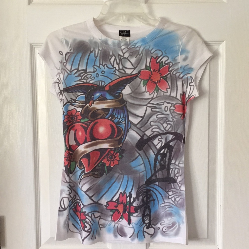 NWOT Graphic T-shirt